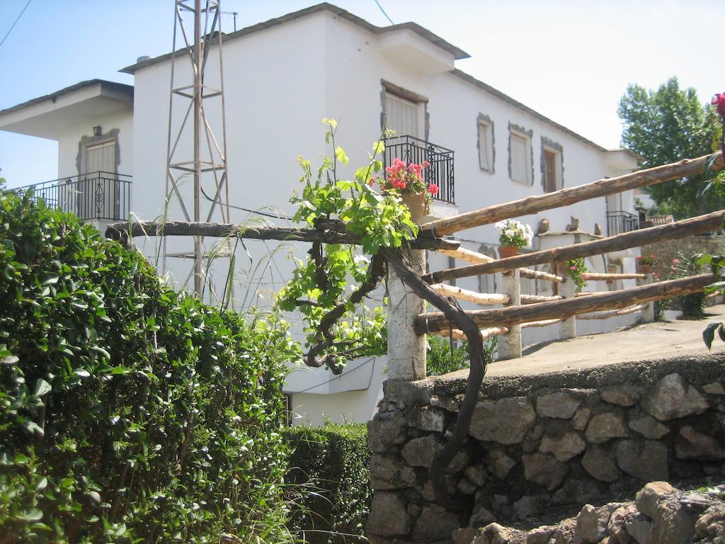 Alojamiento Rural Mirador Del Avellano Альпухарра-де-ла-Сьерра Экстерьер фото
